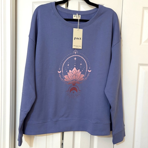 Pact Ombré Lotus Moon Star Graphic Soft Organic Cotton oversized pullover - Picture 2 of 7